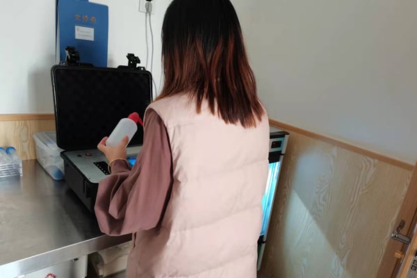 坊子實驗幼兒園購買多功能食（shí）品安全檢測儀